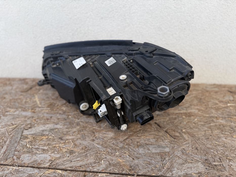 Far dreapta Mercedes GLE W167 Full LED MULTIBEAM Original Europa