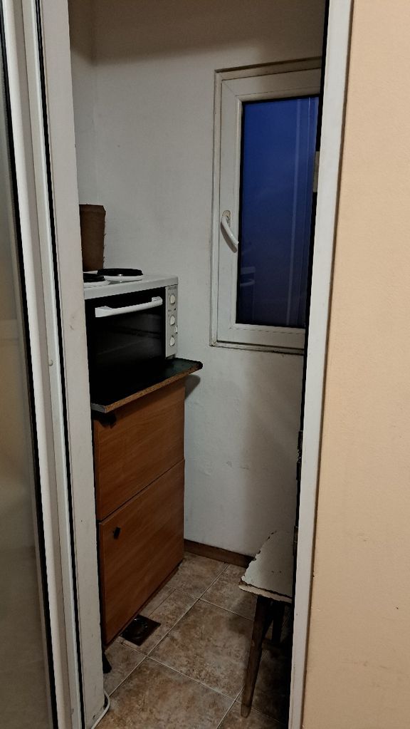 Дава се под наем Двустаен апартамент в Стара Загора, Ремиза - 41 кв.м за 204 € - Снимка #7