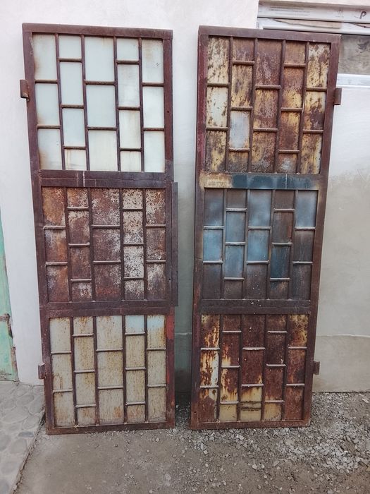 Продается железная дверь