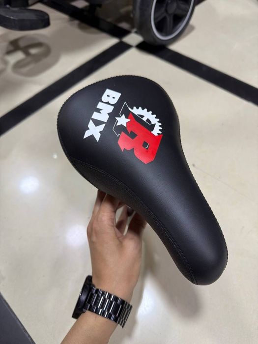 Запчасти BMX сиденье кожанное