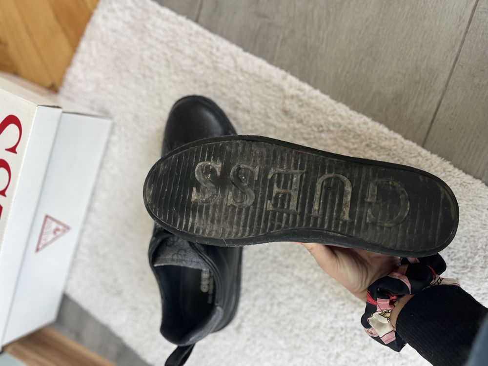 Кецове Guess