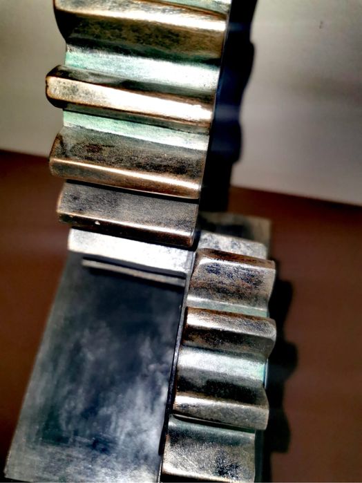 Фигура зъбни колела индустриален плакет NEXT английски марков зъбчатки