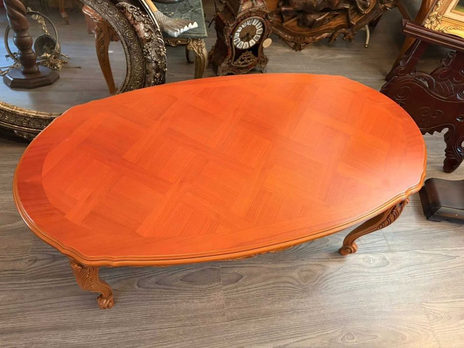 masuta veche din lemn,