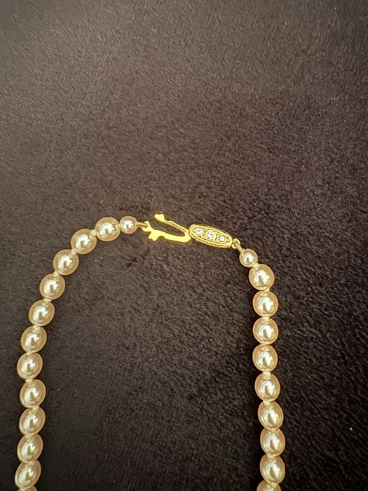 Colier vintage perle si medalion statement tip YSL