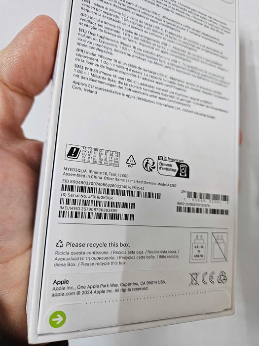 Iphone 16, 128 Gb, neverlocj, sigilat la cutie.