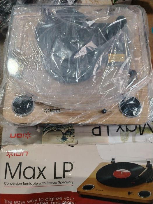 Pick-up ION Audio MAX LP - USB, difuzoare incorporate, iesire casti
