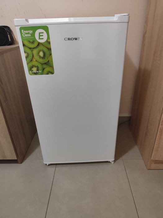 Хладилник Crown energy class E