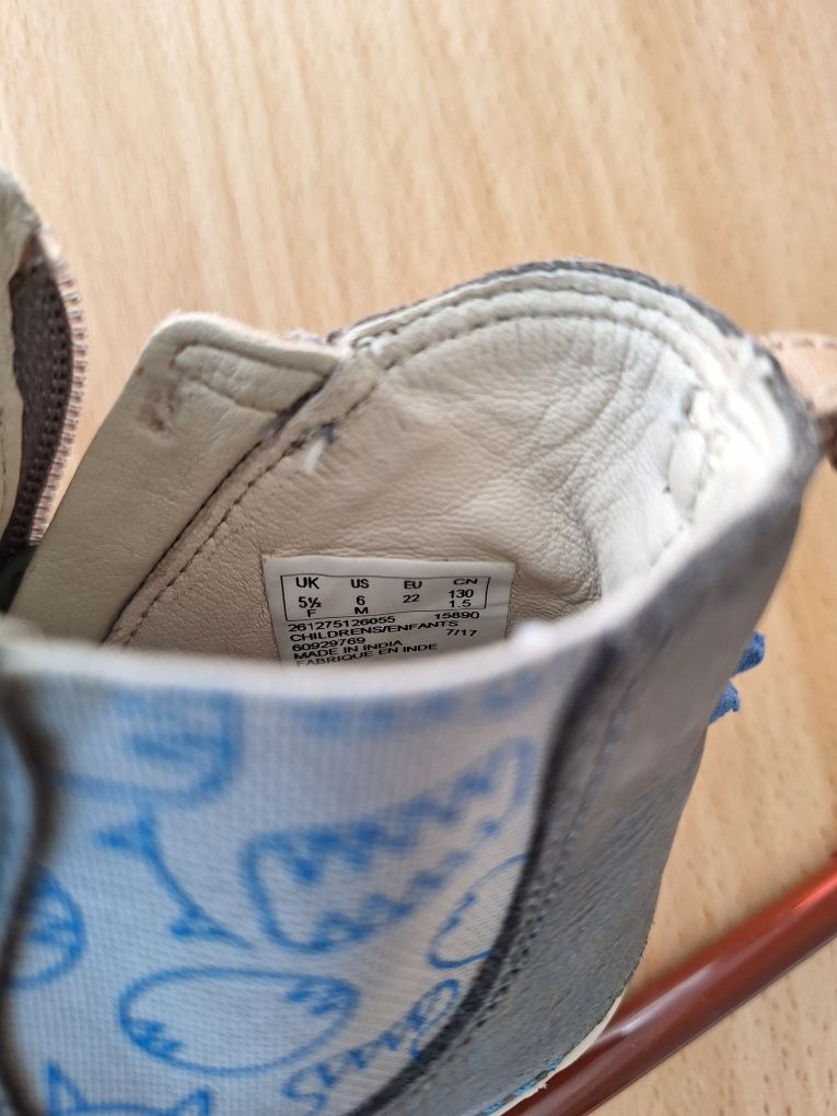 Clarks есенни боти 22