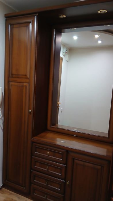 Мебель с зеркалом