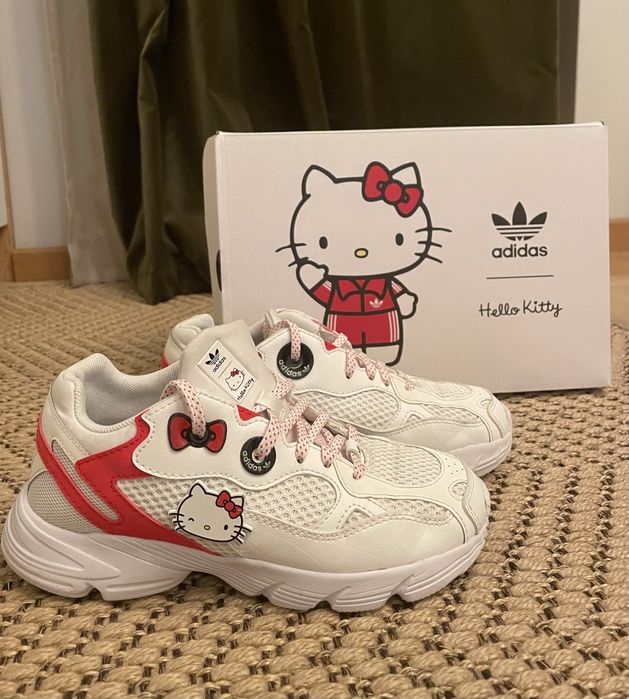 Детски маратонки Adidas Hello Kitty
