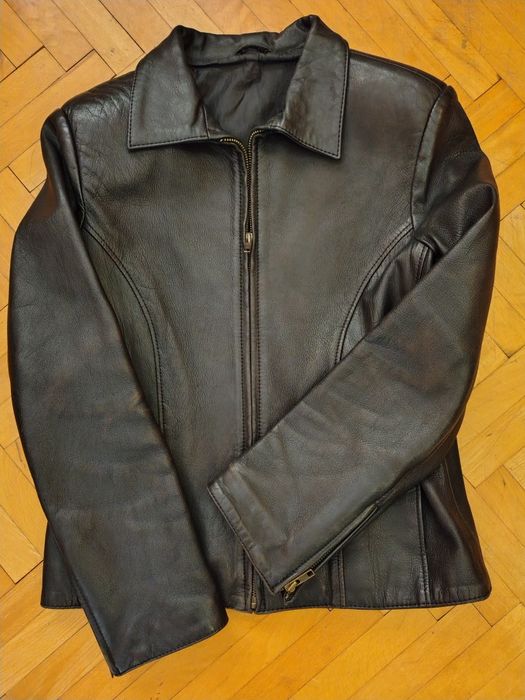 Яке от естествена кожа -черно