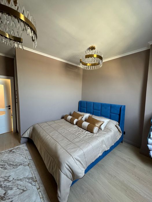 Спальная кровать