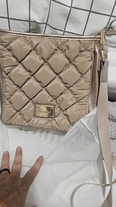 Дамска чанта луксозна както за всекидневие .