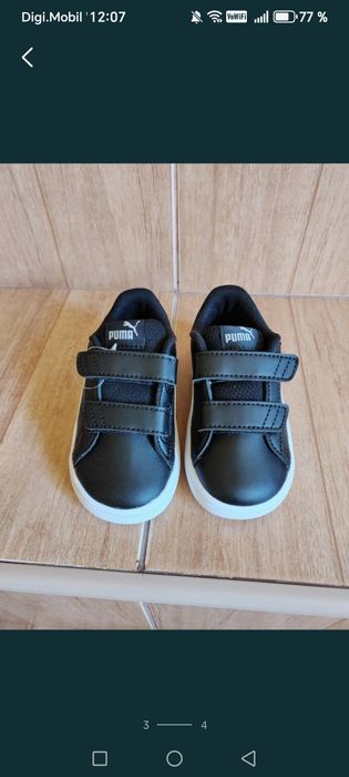 Vând adidași Puma Marimea 23