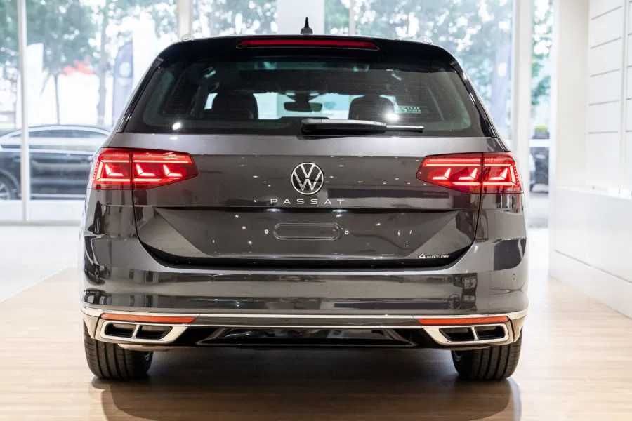 Задни LED стопове HIGHLINE комплект VW Passat B8/B8.5 Комби 2015-2023