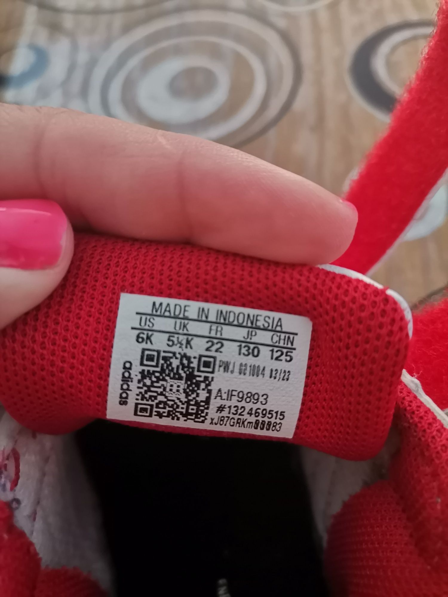 Маратонки Adidas Marvel