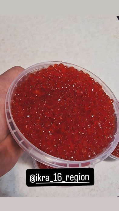 Красная , чёрная икра морепродукты