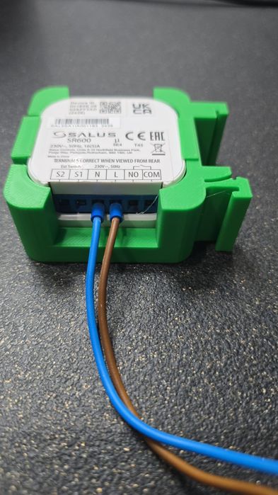 Adaptor / suport sina DIN releu Salus SR600