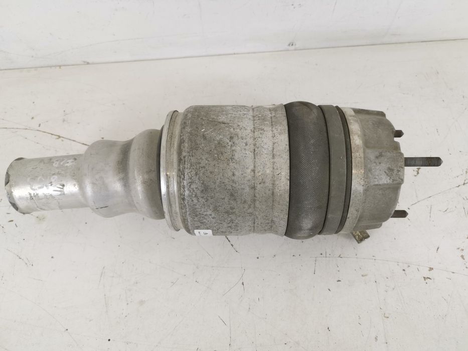 Порше Каиен / Porsche Cayenne Оригинален ляв преден въздушен възглавни