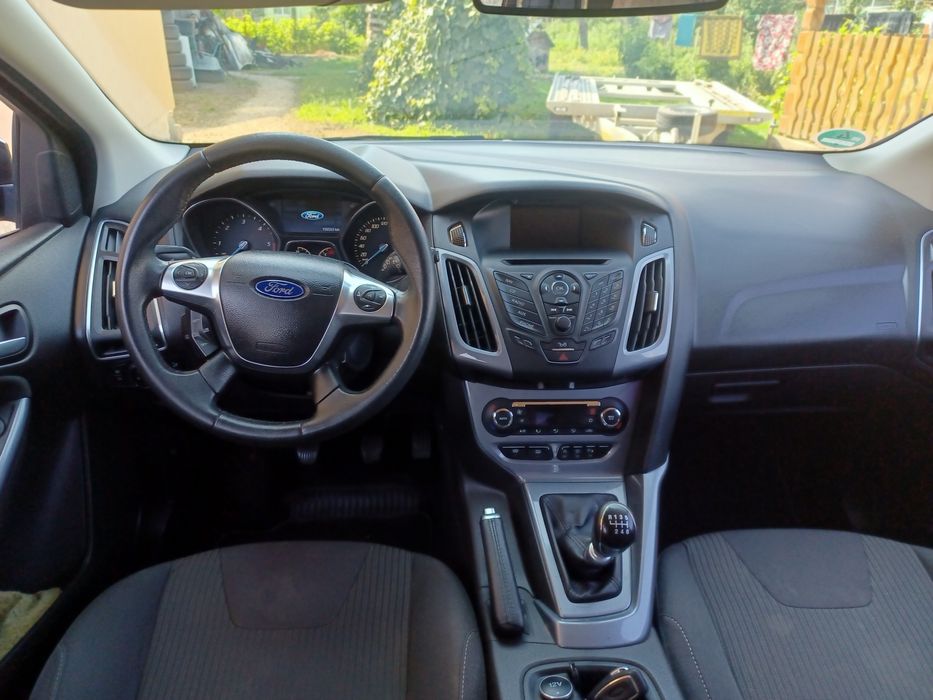 Ford focus  1.6 Titanium 2014  Euro5