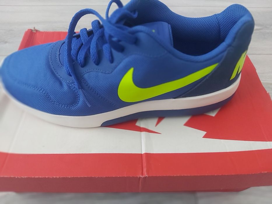 Vand adidasi Nike MD runner, 42,5, 220 lei