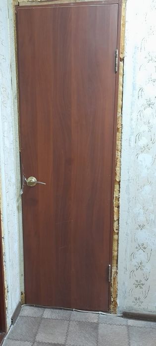 Продам двери в комплекте есть обналички