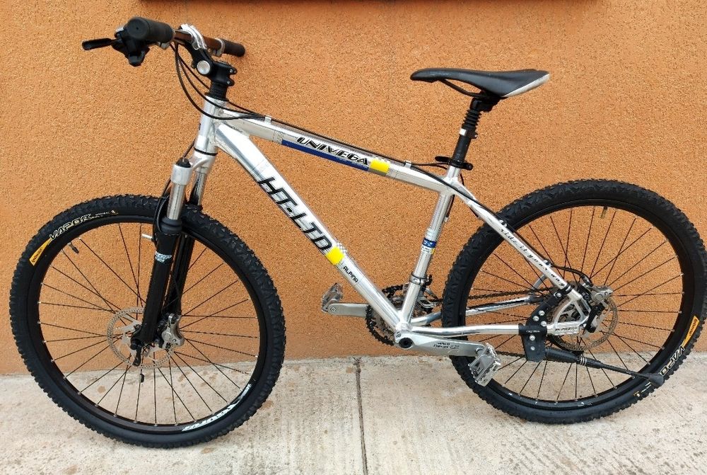 Bicicleta  GIANT  TRANCE  1 / Echipament  SRAM 9 / Full suspension