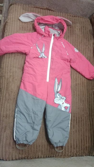 Продам осенний (весенний)детский комбинезон