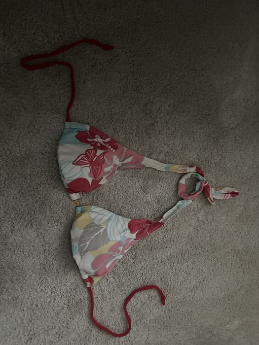 Sutien pentru plaja.