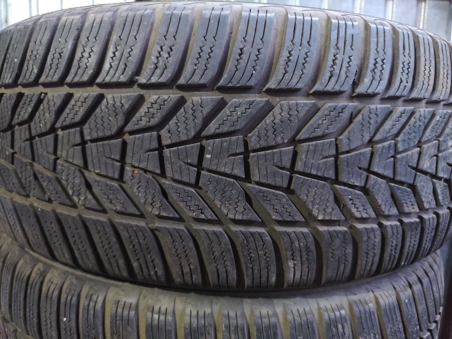 Anvelope 235 55 r18 iarna hankook