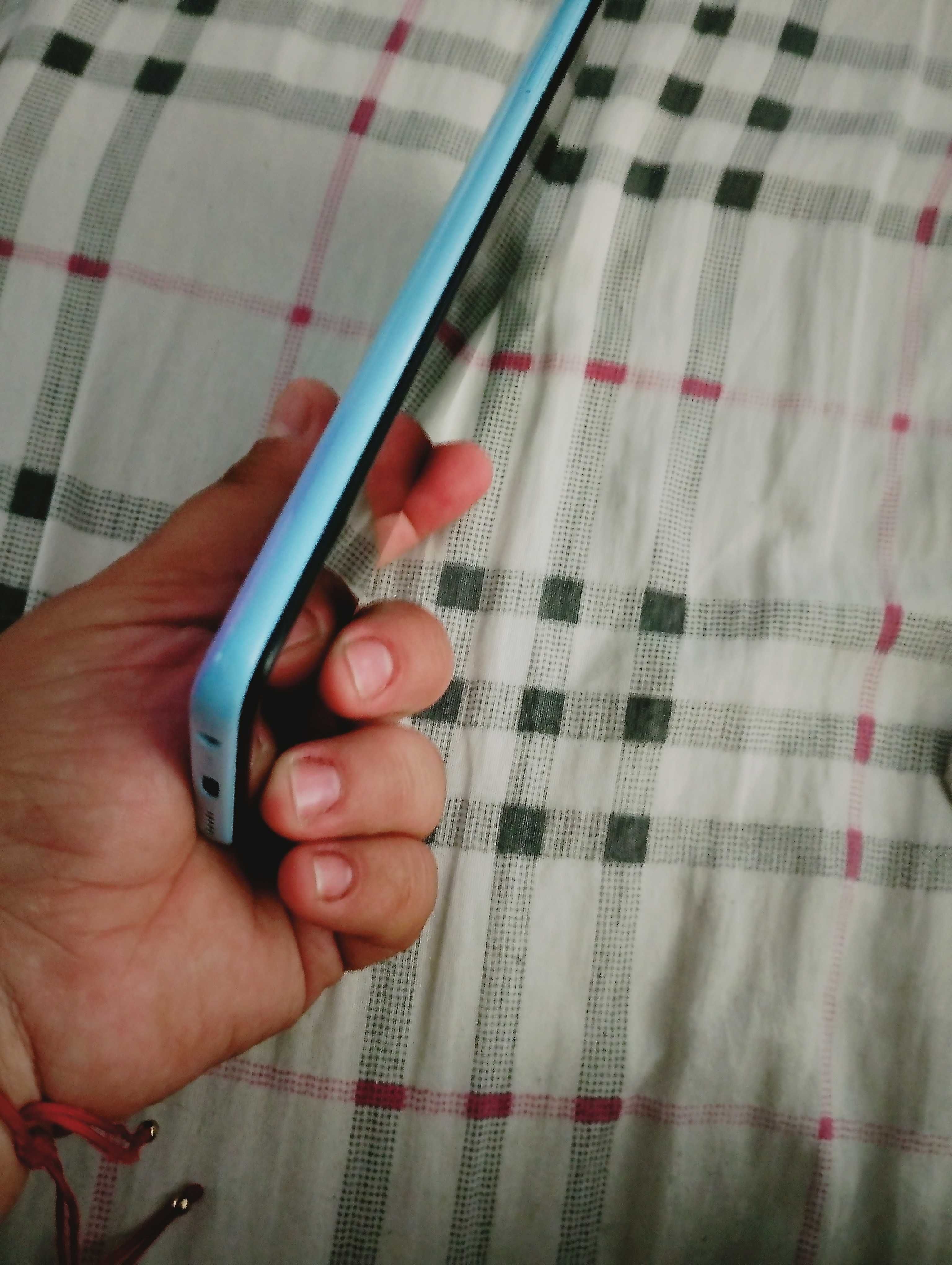 Продавам Redmi note 9 s