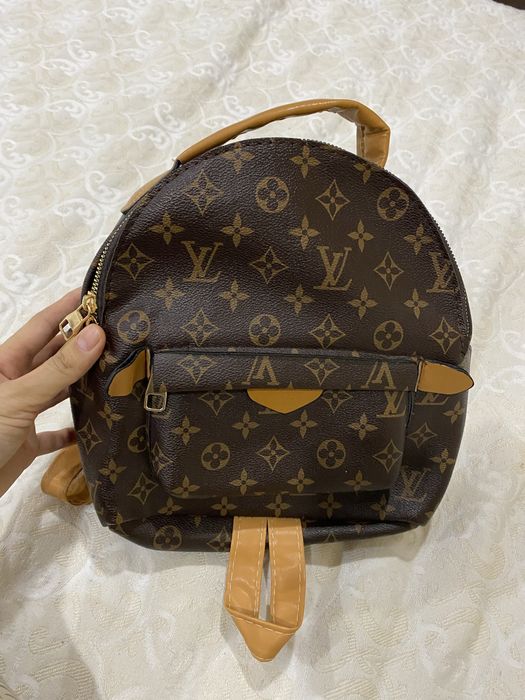 Рюкзак новый всего за 2500тг