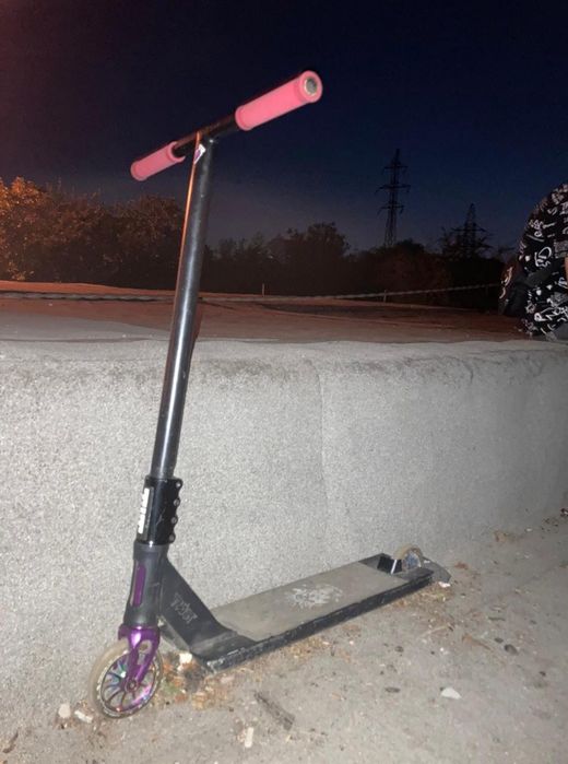 Продам трюковой самокат