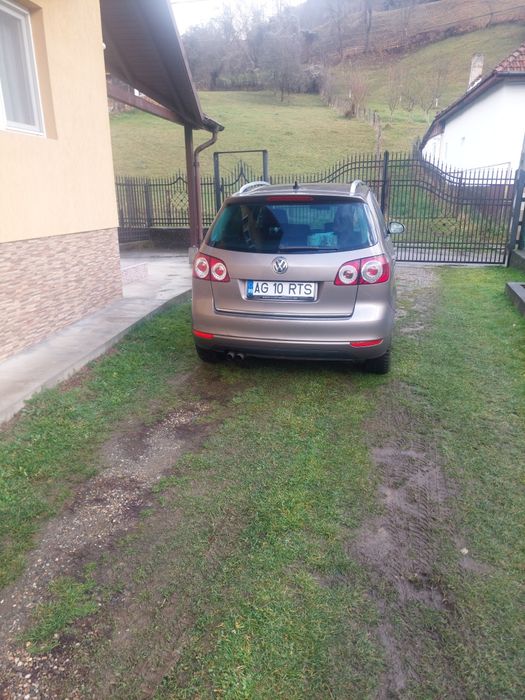 Golf plus benzină 1,4 2012 cutie de viteze automată DSG 7