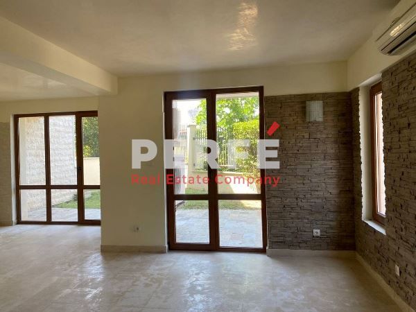 Продава се Къща в Созопол - 208 кв.м за 1000 €/кв.м - Снимка #3