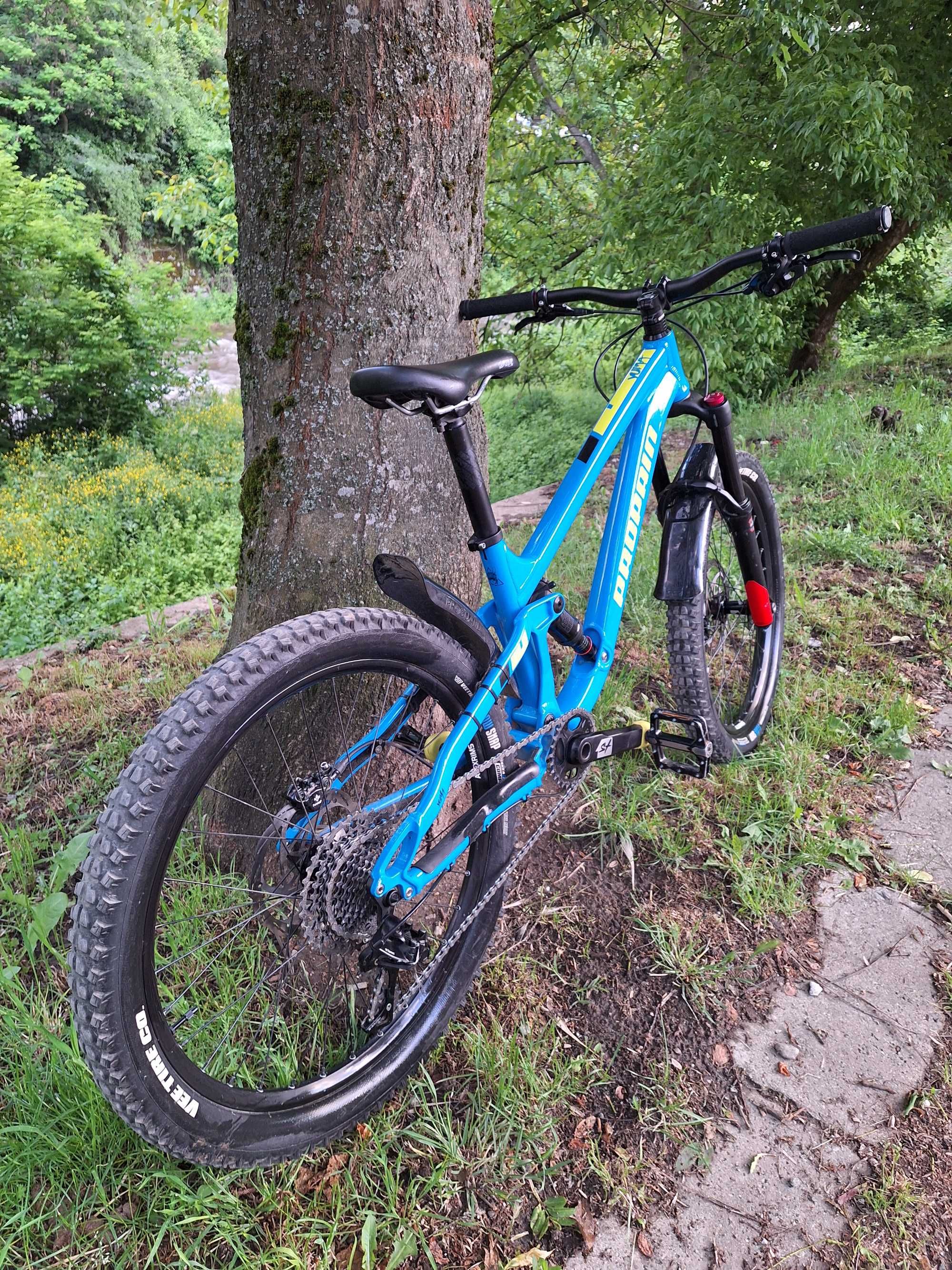 Продавам детско dh колело Propain yuma 24