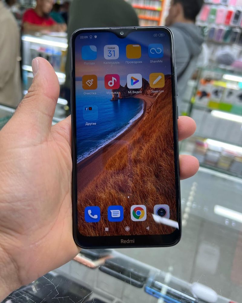 Redmi ideal tel srochni sotiladi
