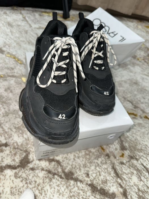 Balenciaga Triple S Calitate PREMIUM