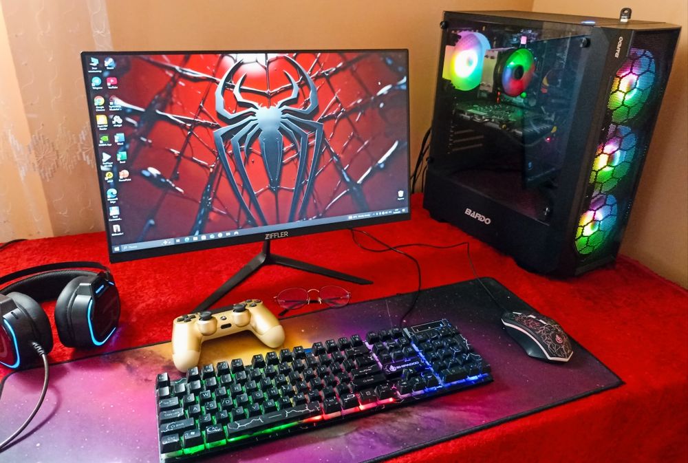 Personal Comyuter Sotiladi