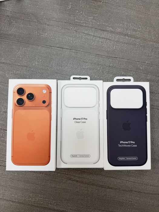 iPhone 17 Pro, Cosmic Orange