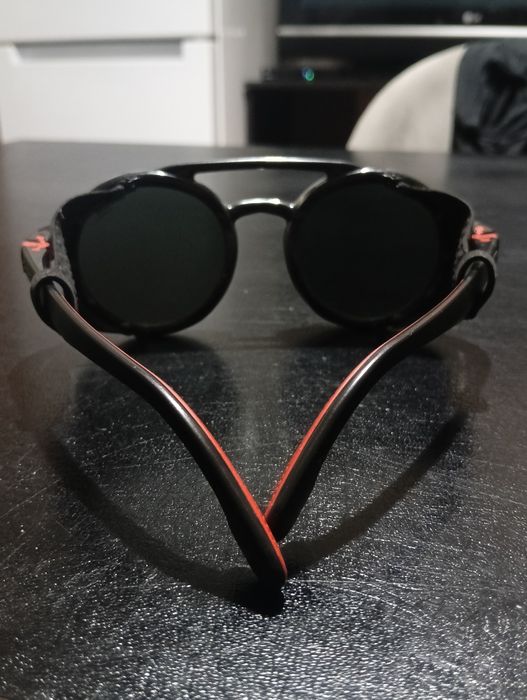 Продавам Carrera 5046