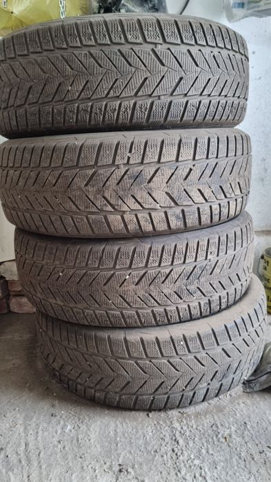 4 cauciucuri iarna 17/225/60