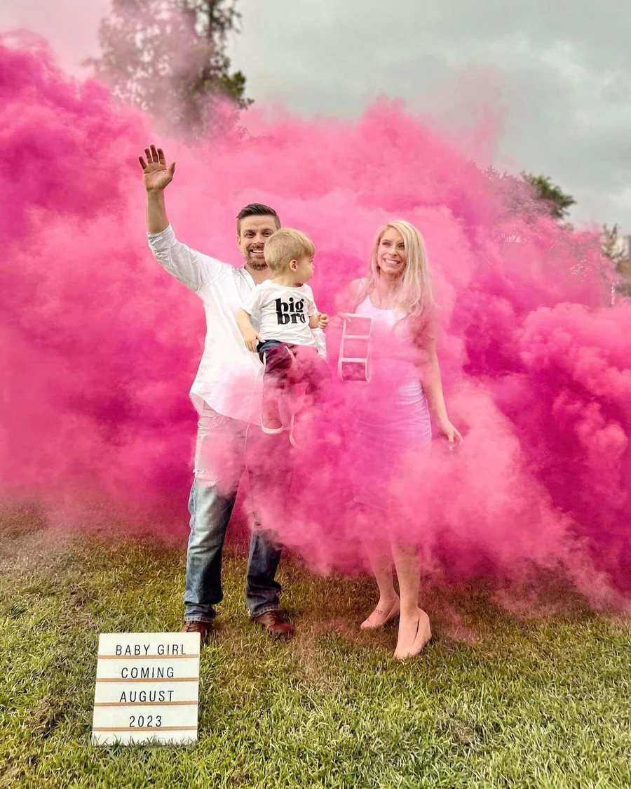 Stingator pudra roz albastra fumigene artificii confetti gender reveal