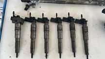Injectie Injectoare BMW Seria 3 / Seria 5/ Seria 7 /X5 / X3 / E90 0445115008 0445115070