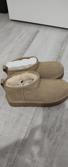 UGG mini mărime 36