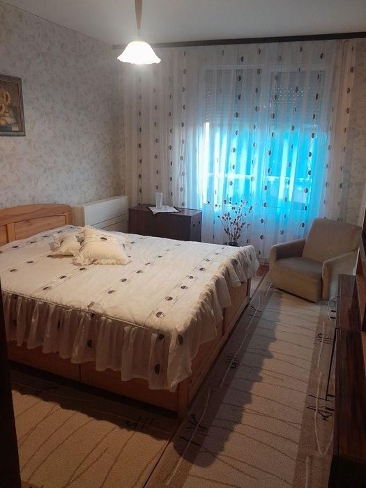 Дава се под наем Четиристаен апартамент в Варна, Лятно кино Тракия - 90 кв.м за 750 € - Снимка #4