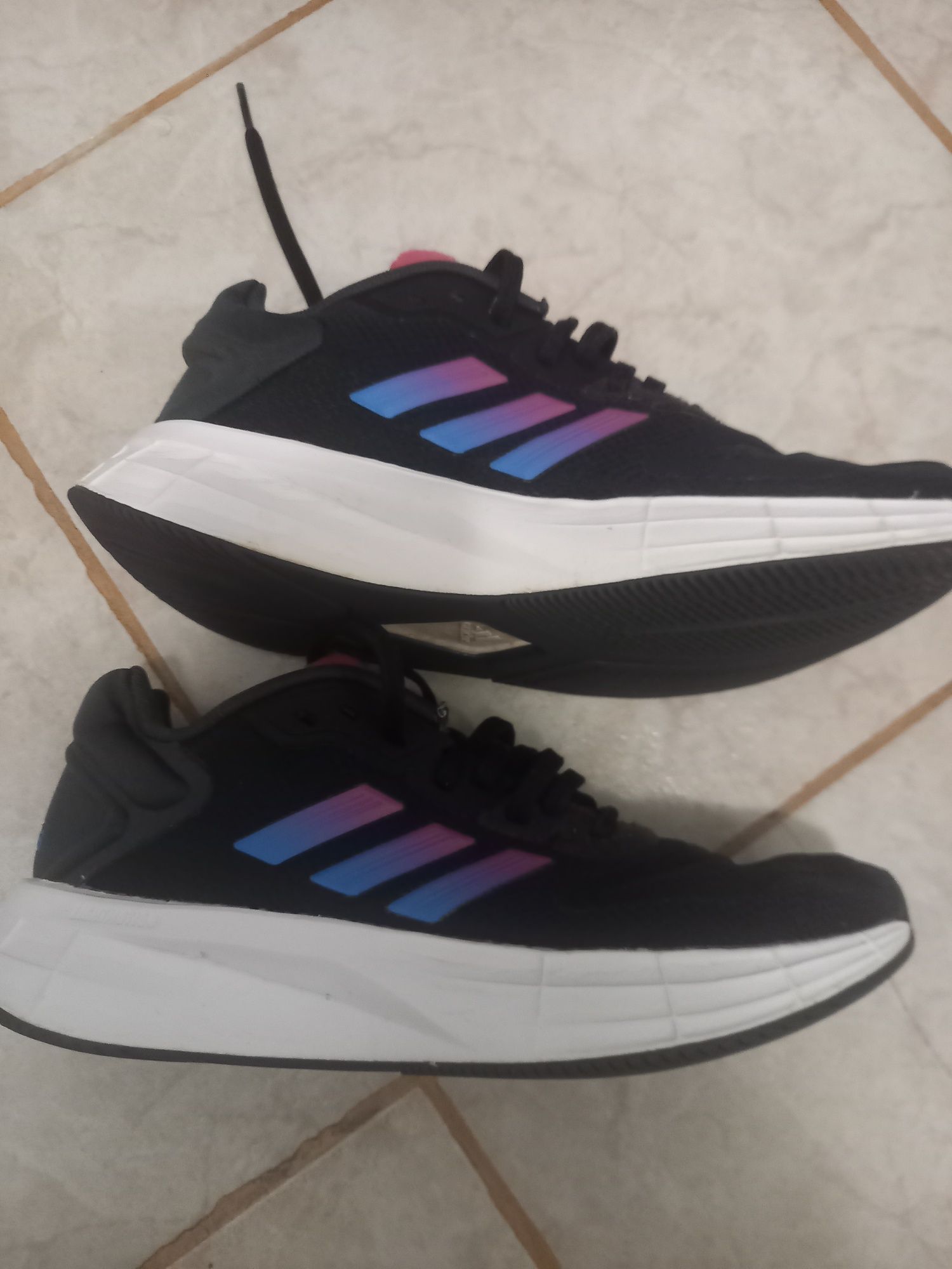 Adidasi adidas duramo 37