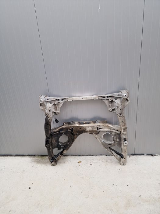 Cadru motor bmw seria g30 g31 g11 g12 g14 g15 g16 tracțiune spate