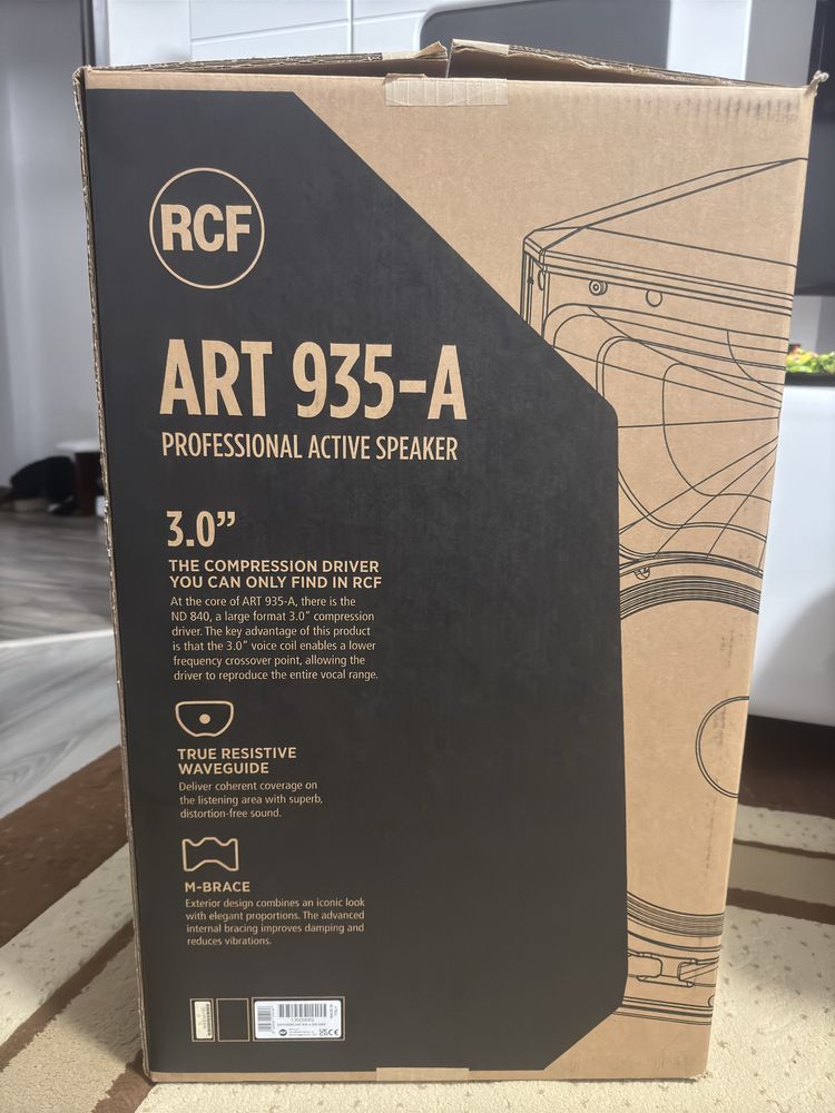 Vand Rcf 935 active 1050w  rms