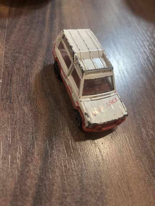 Mathbox кола matra rancho